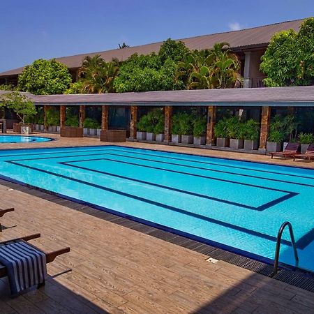 Full Moon Garden Hotel Негомбо Экстерьер фото