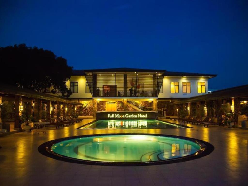 Full Moon Garden Hotel Негомбо Экстерьер фото