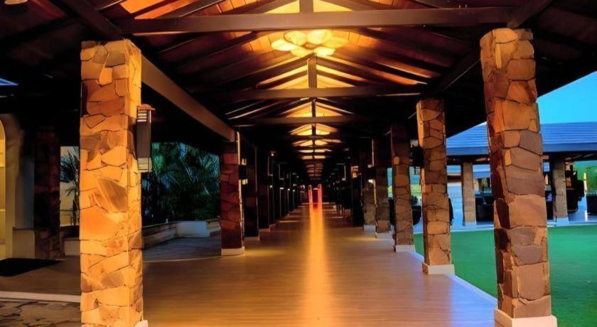 Full Moon Garden Hotel Негомбо Экстерьер фото